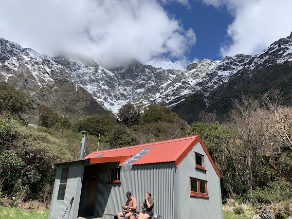 Douglas Rock Hut