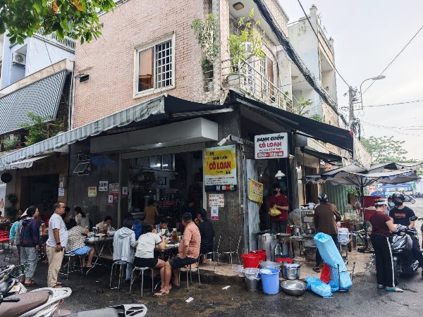 Bánh Cuốn Cô Loan