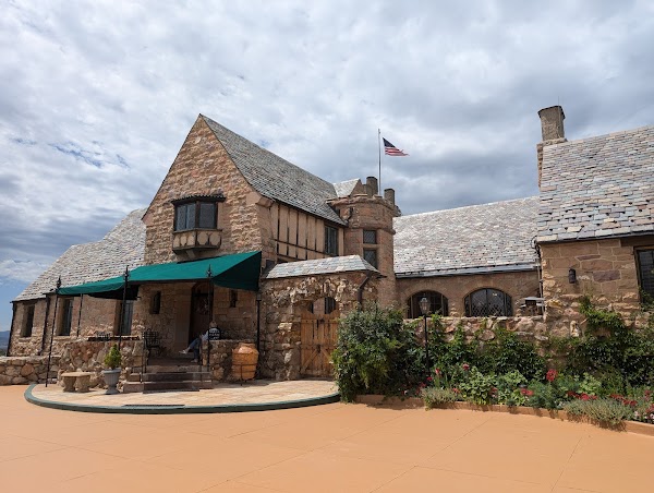 Cherokee Ranch & Castle