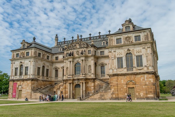 The Grand Garden Palace 4
