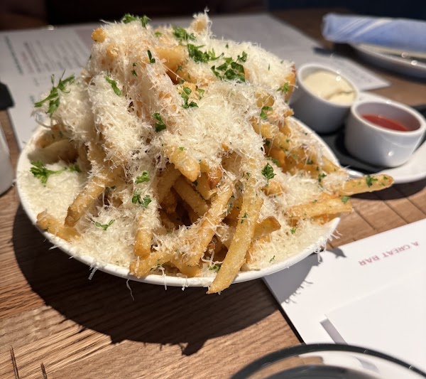 Catalina Kitchen and Bar 2
