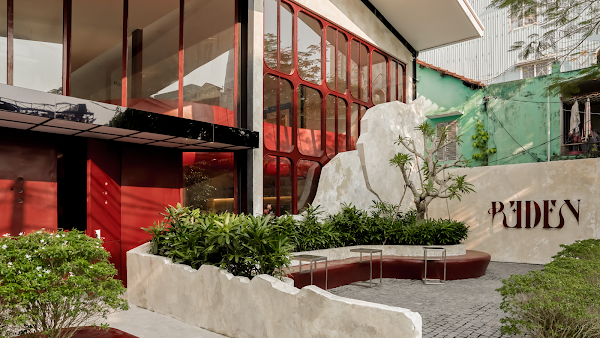 REDEN RESTAURANT 4