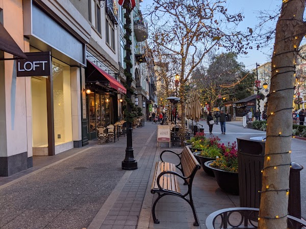 Santana Row 3