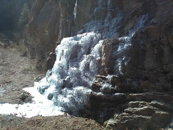 Upper Gold Camp Road 2