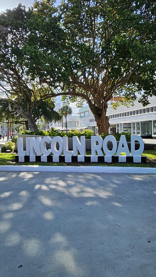 Lincoln Road 5