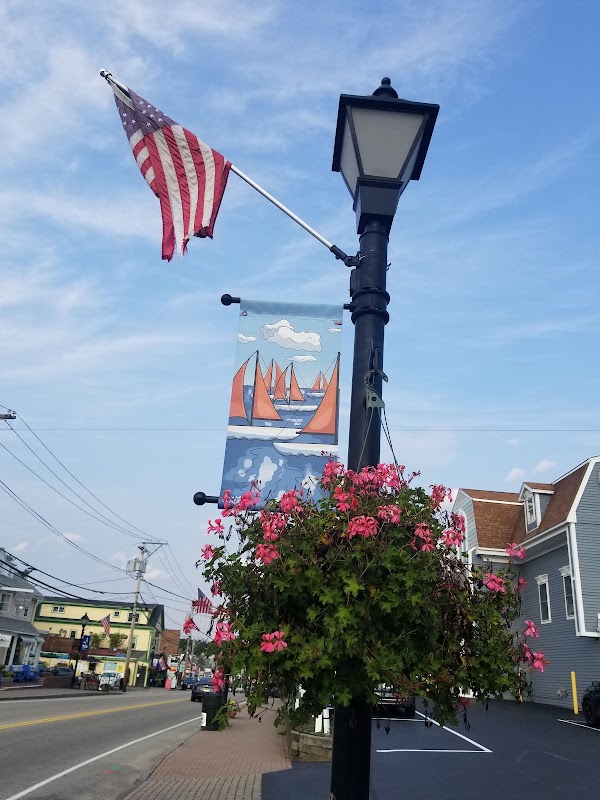 Dock Square 4