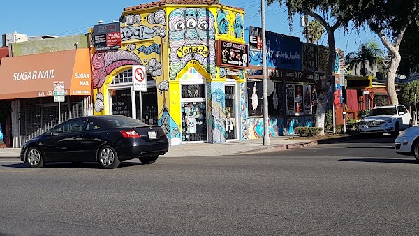 Melrose Avenue
