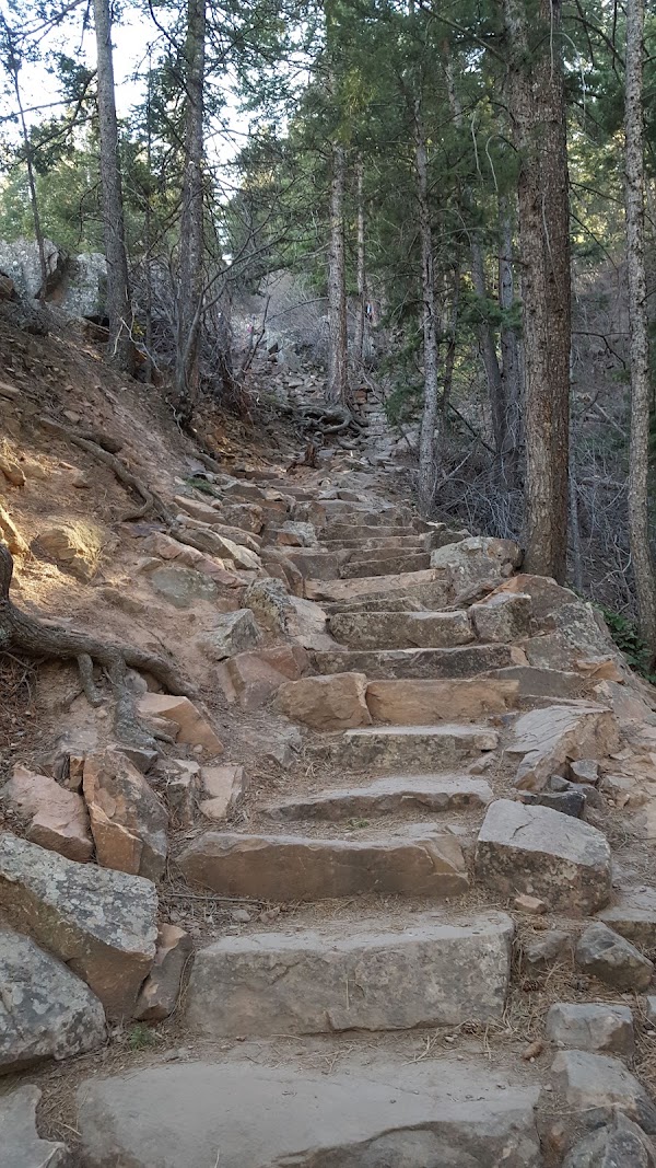 Royal Arch Trail 4