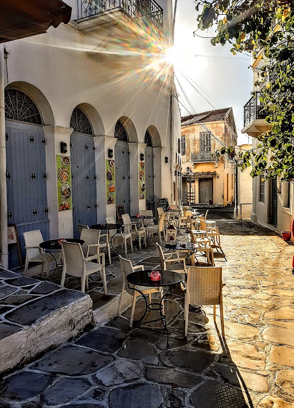 Eparchiaki Odos Naxou-Apiranthou