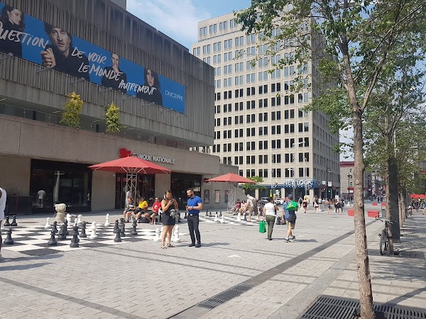 Saint-Catherine Street 5