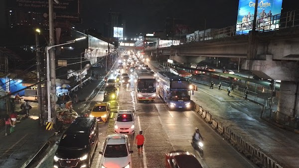 Epifanio de los Santos Avenue