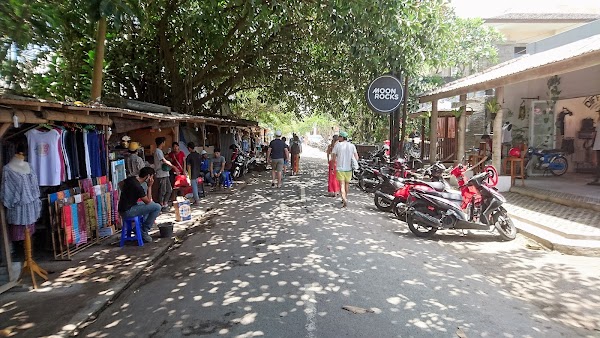 Jalan Echo Beach 1