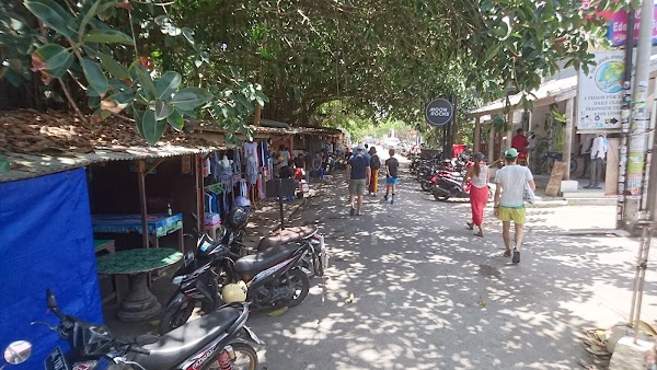 Jalan Echo Beach 4