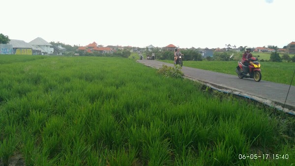 Jalan Echo Beach 3