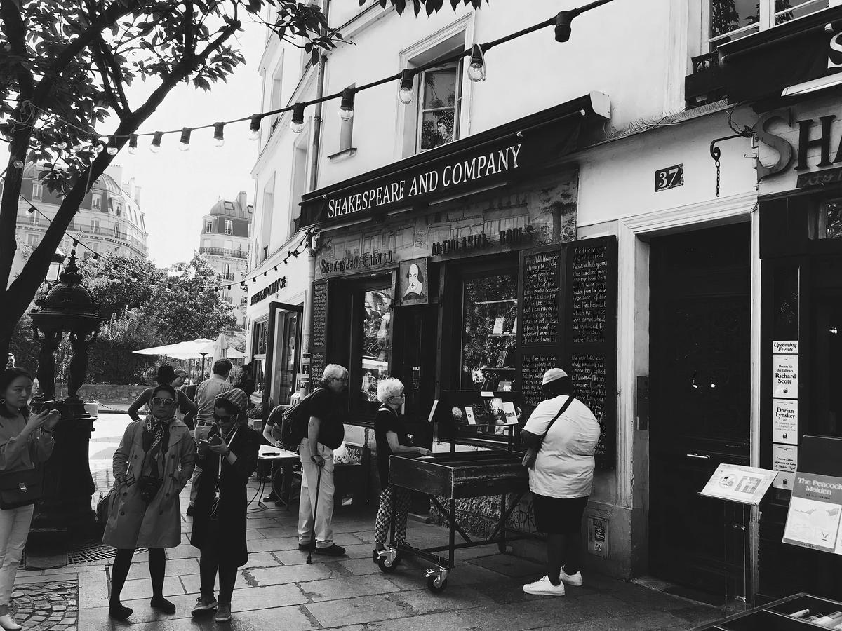 Lights, Camera, Paris! A Stroll Through Cinematic Charm 2