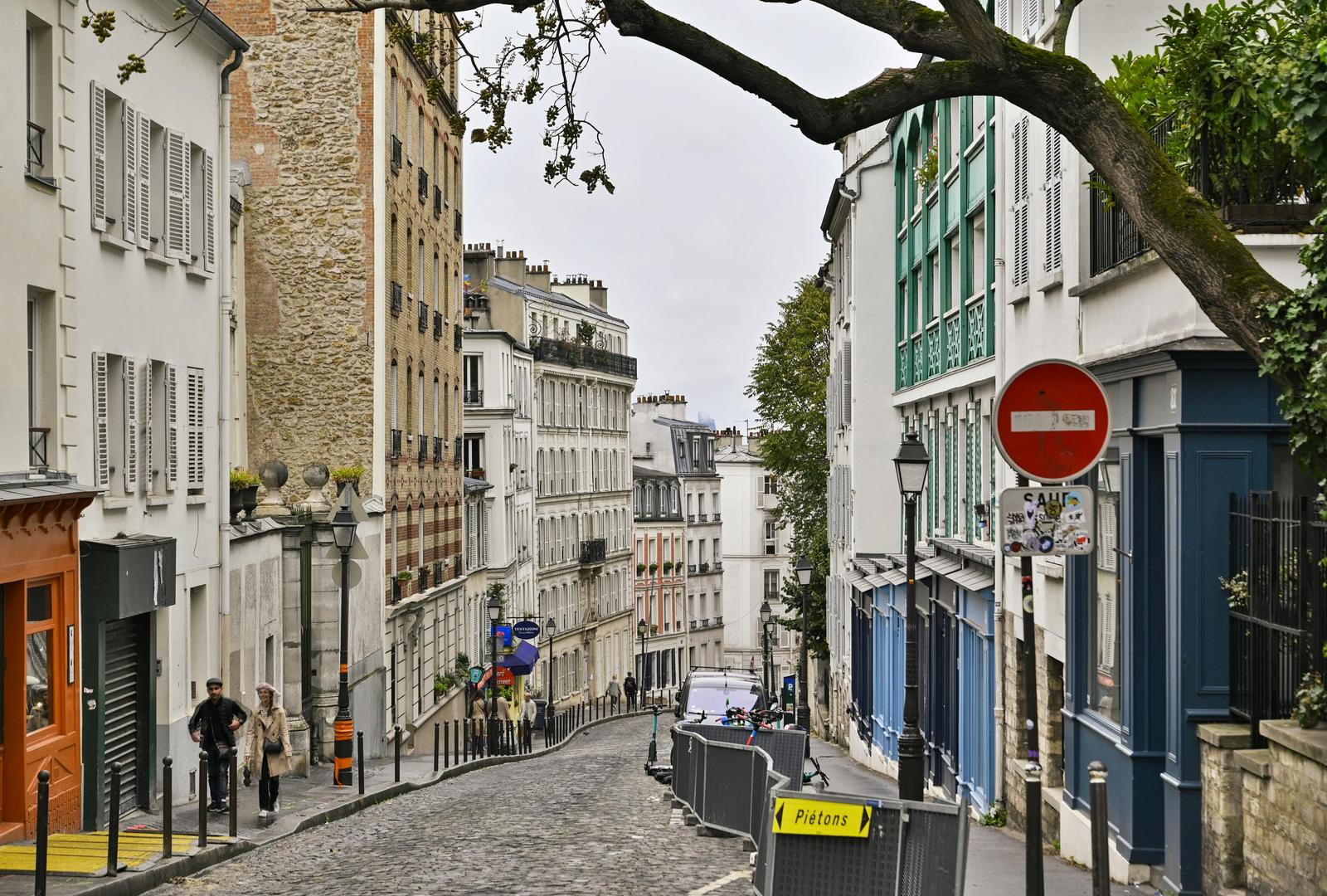 Rue Foyatier 1