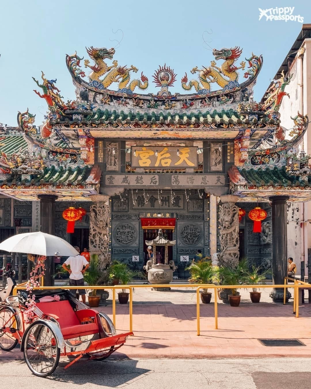 Explore George Town's Heritage Temples and Trishaws