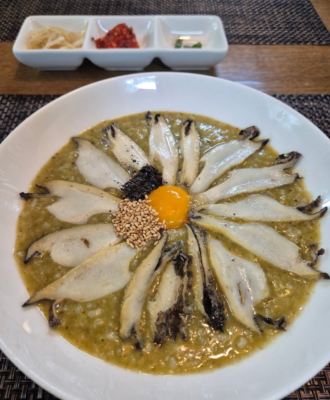 Seowonjuk: Abalone Porridge in Myeongdong
