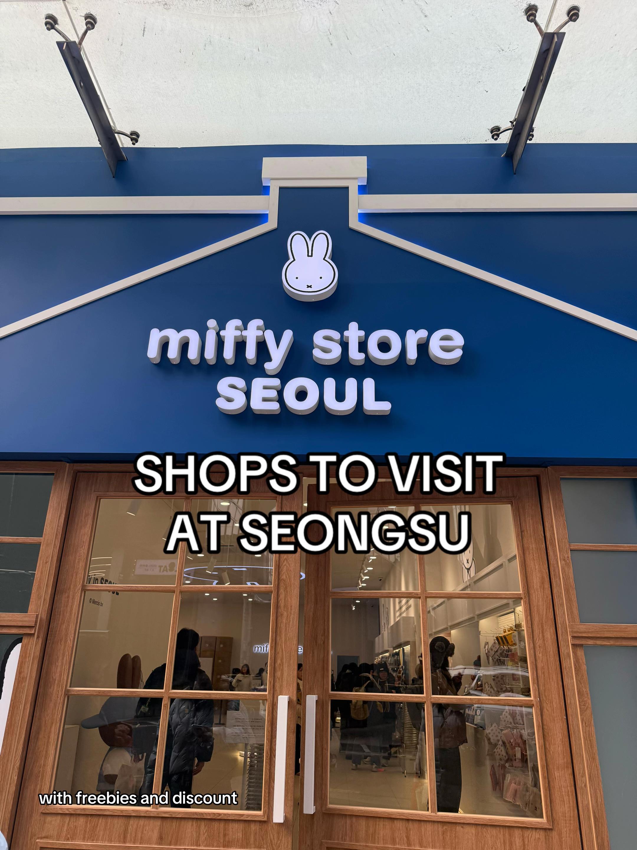 Cute Shops with Freebies and Discounts