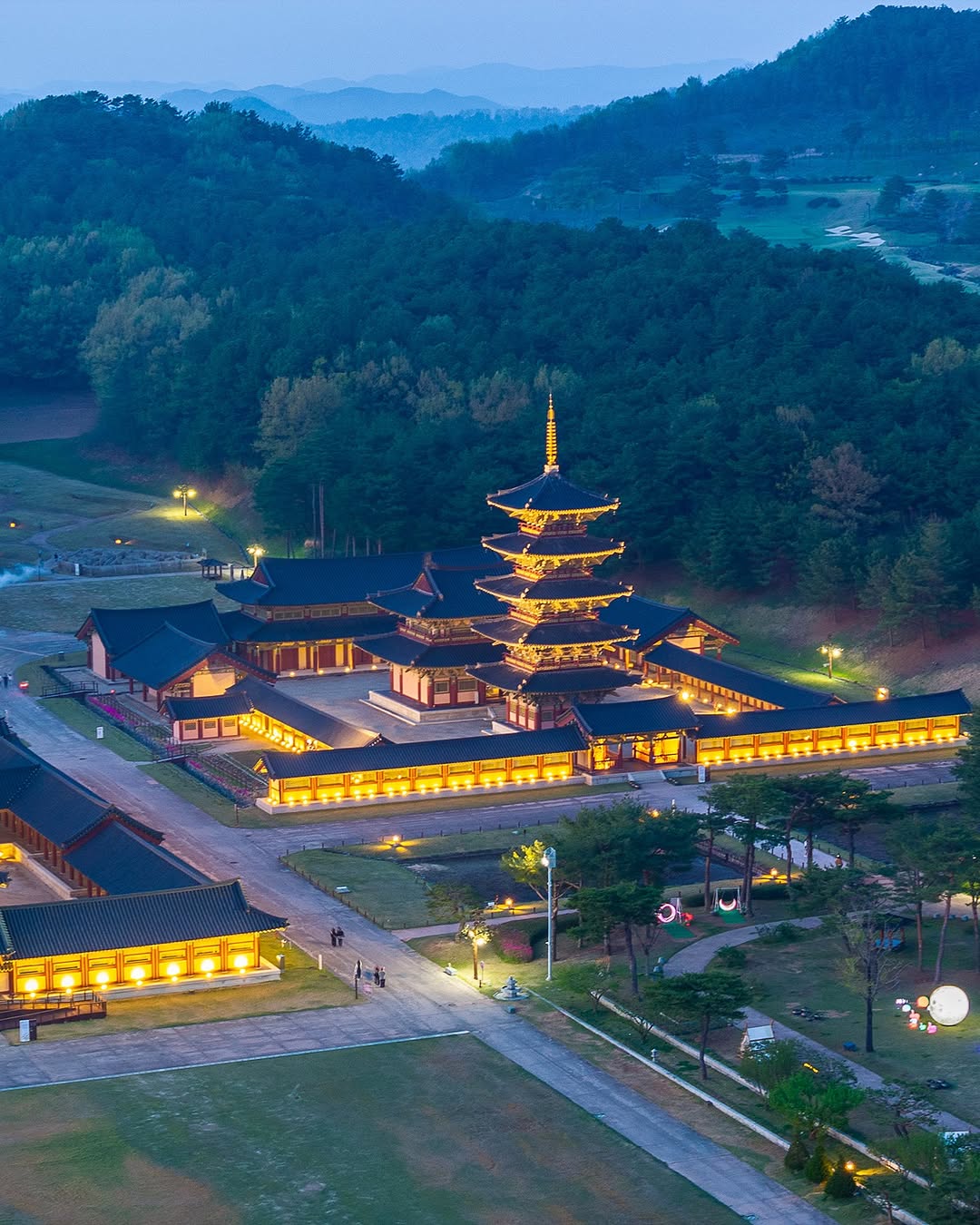 Baekje Cultural Land Night Opening
