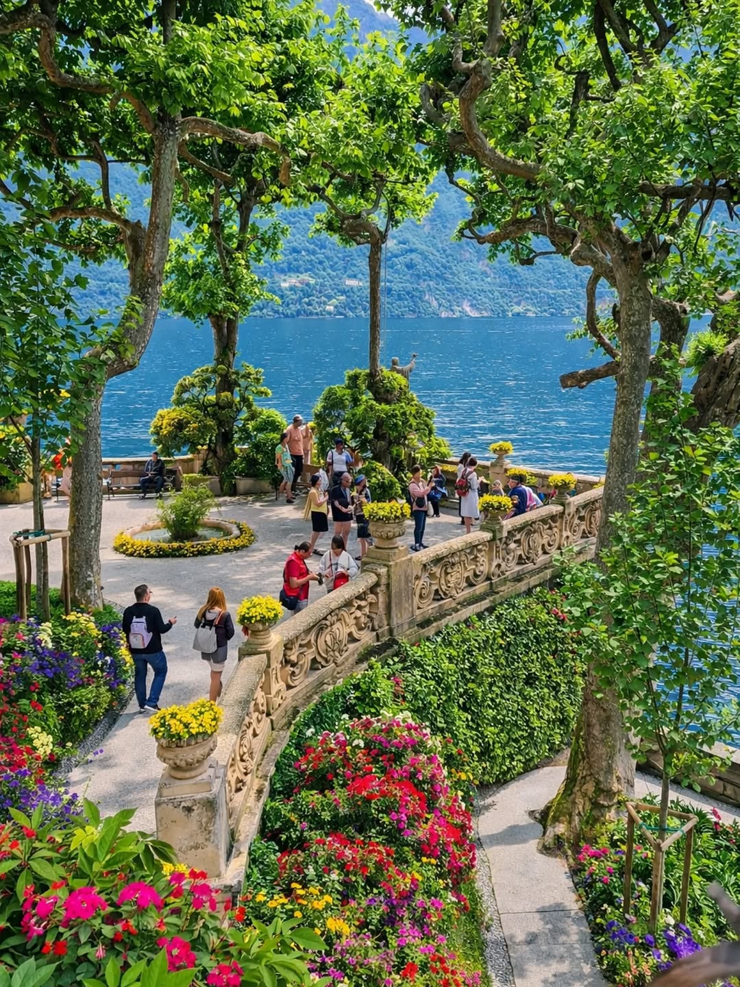 Lake Como's Villa Gardens Offer Unique Views