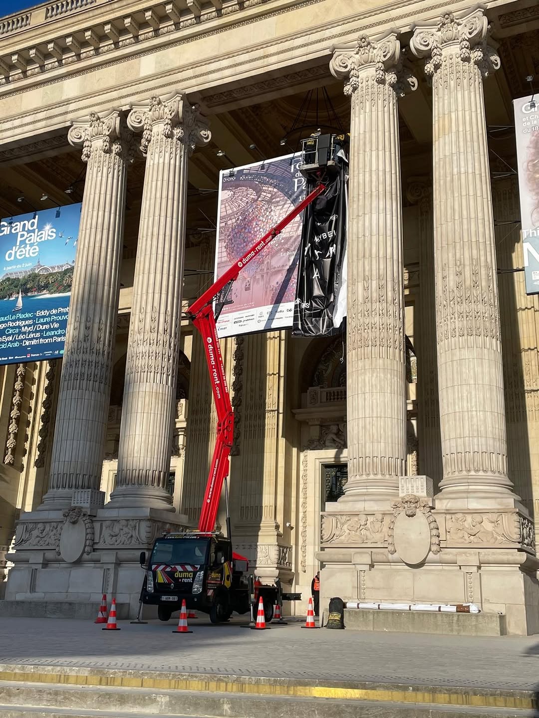 Grand Palais Ready for Next Festival