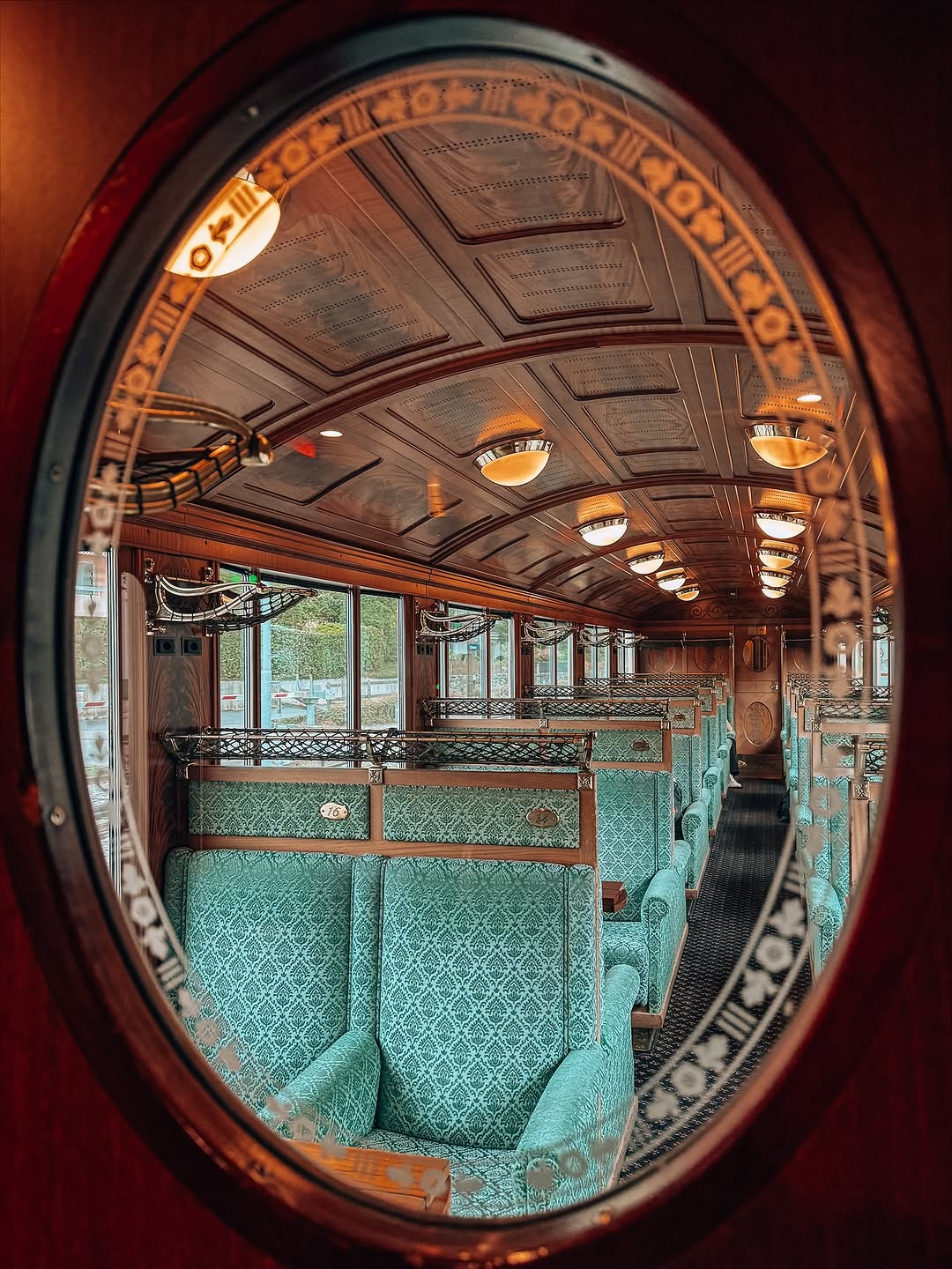 Ride The Vintage GoldenPass Belle Époque Train
