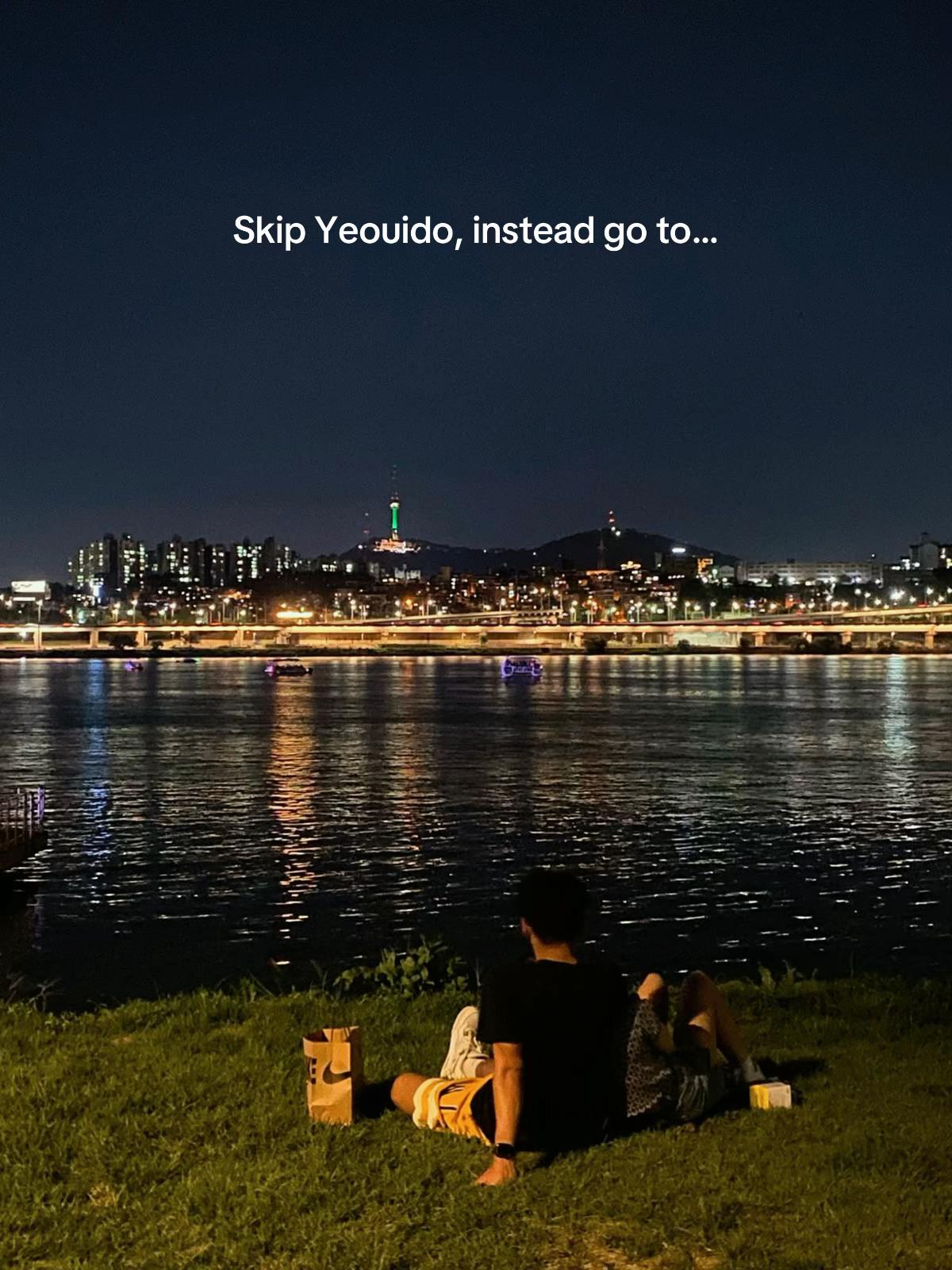 Seoul's Jamsil Hangang Park & Eunpyeong Hanok Village