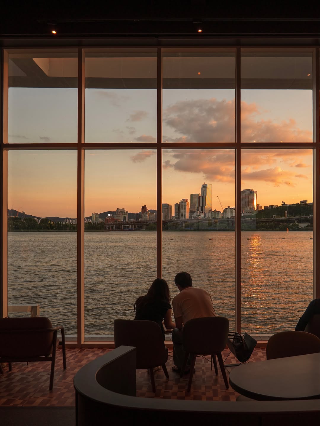 Five Seoul Cafes For Pastel Summer Sunsets