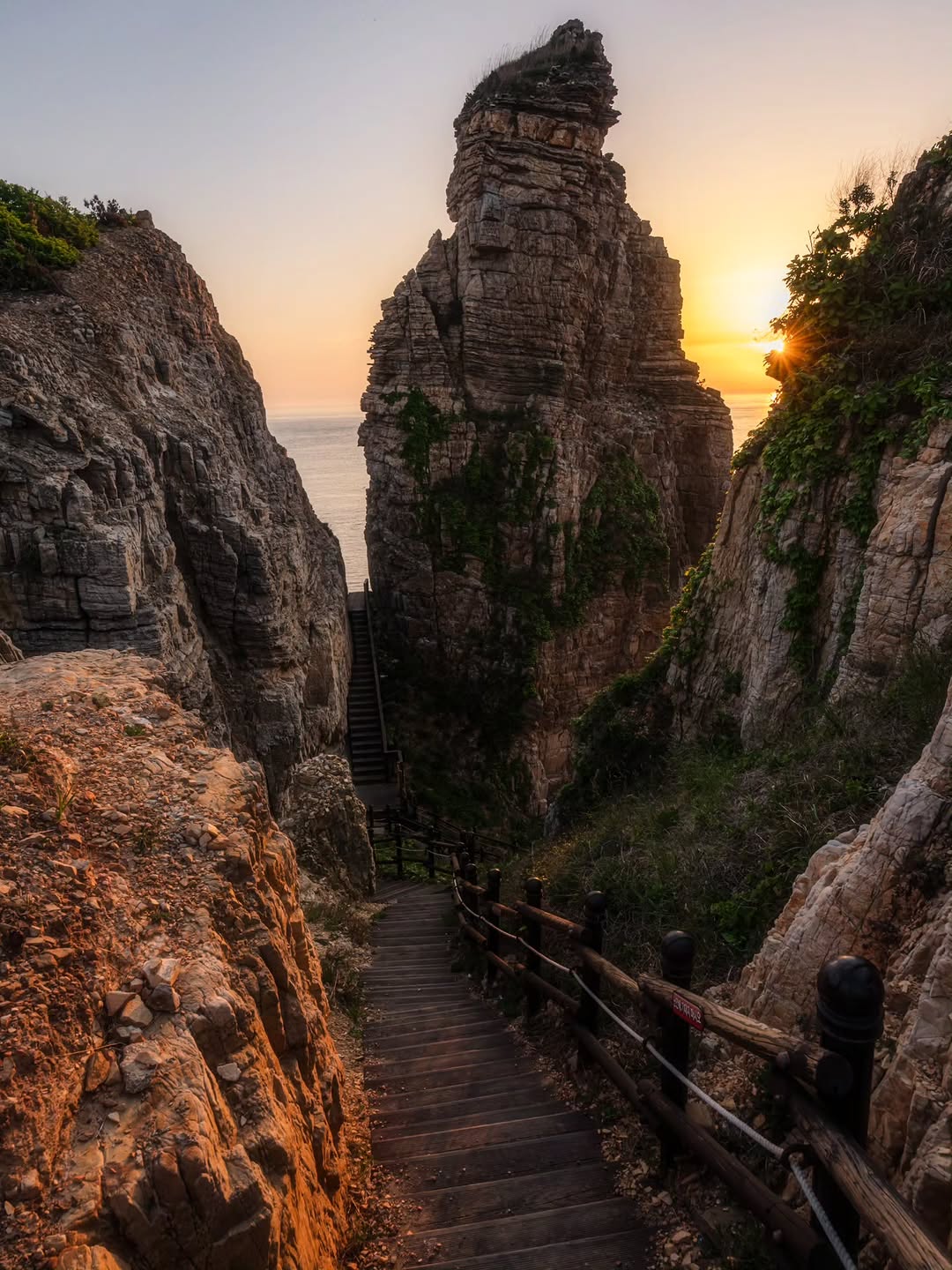Baengnyeongdo's Dumujin: A Scenic Coastal Escape