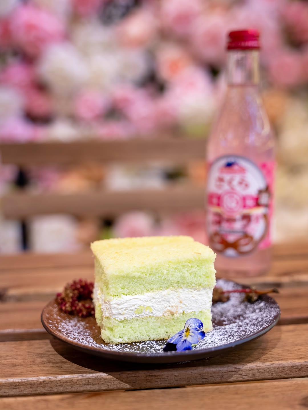 Tokyo Bagel: Japanese Flavors and Coffee
