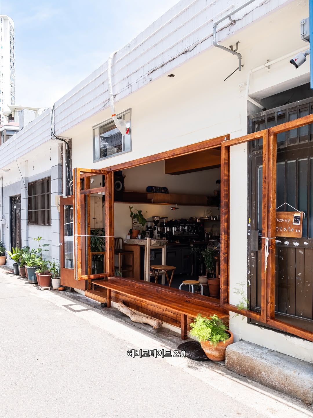 Heavy Rotate Cafe Reimagines Itself With New Design