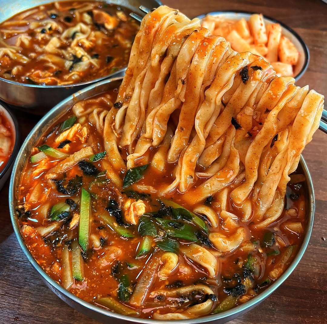 Best Jang-Kalguksu in Gangneung