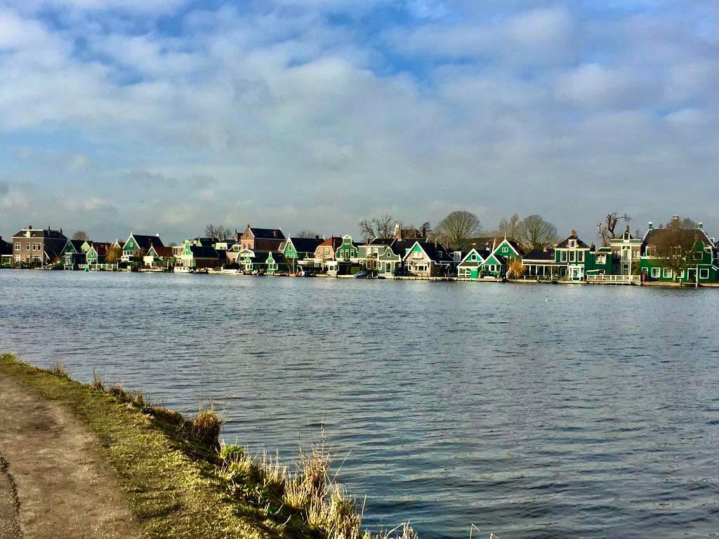 Zaanse Schans: Historic Windmills and River Views