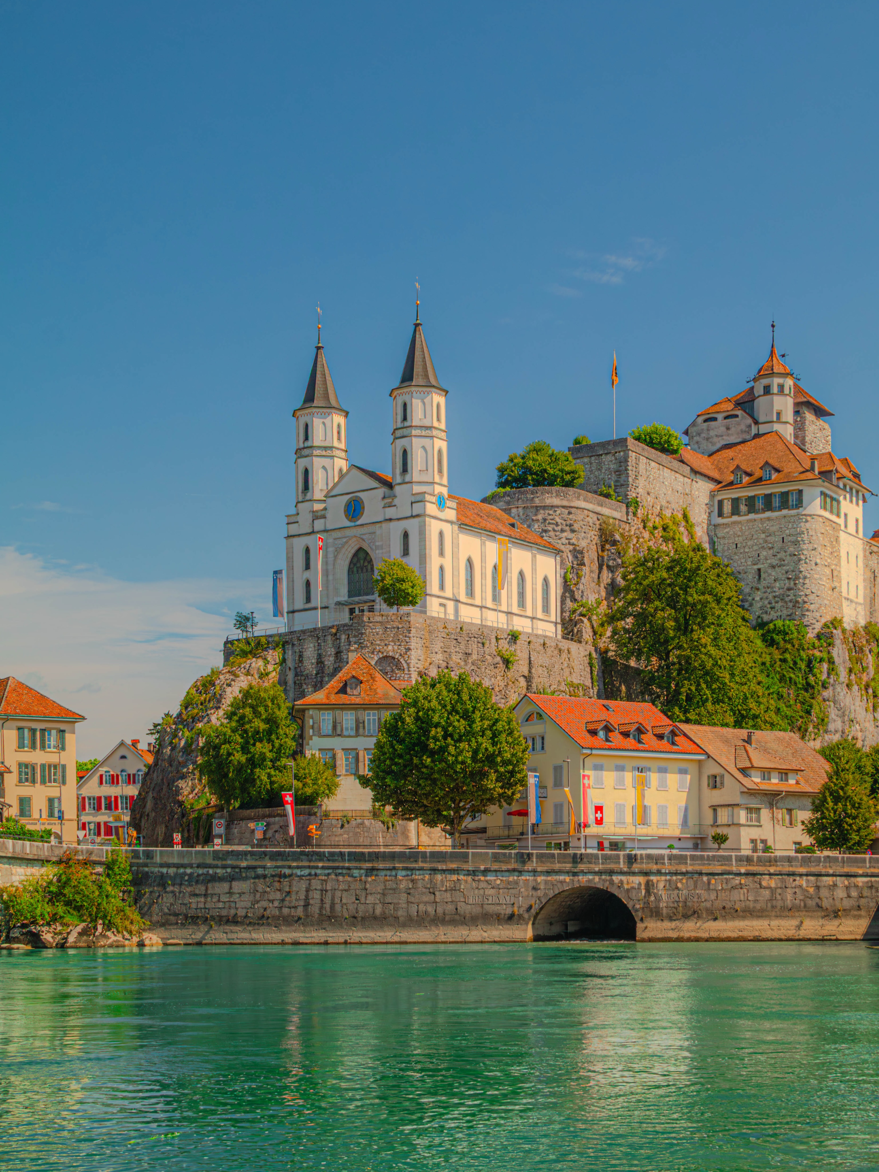 Steven Van der Hulst | Old Town Explorer, Aarburg Castle