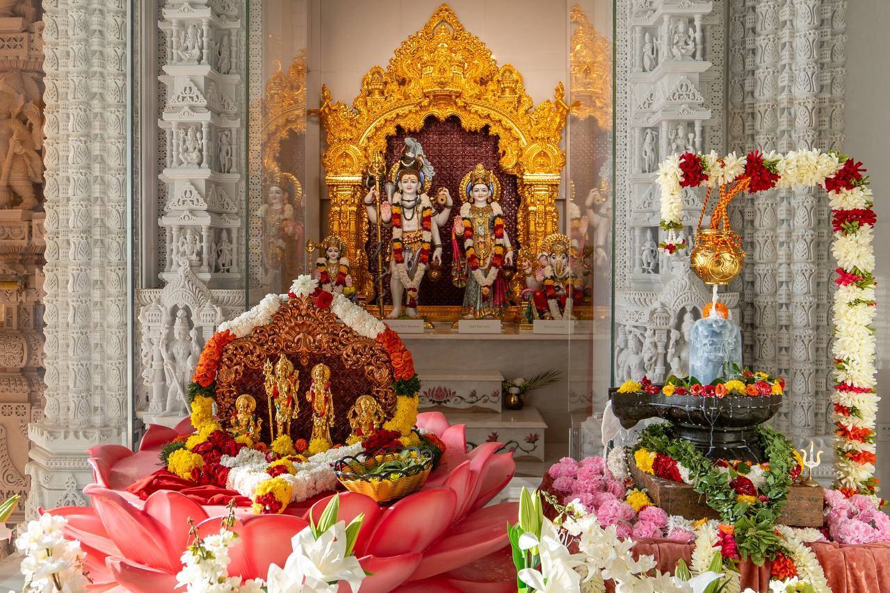 BAPS Hindu Mandir Hosts Devotion To Lord Shiva
