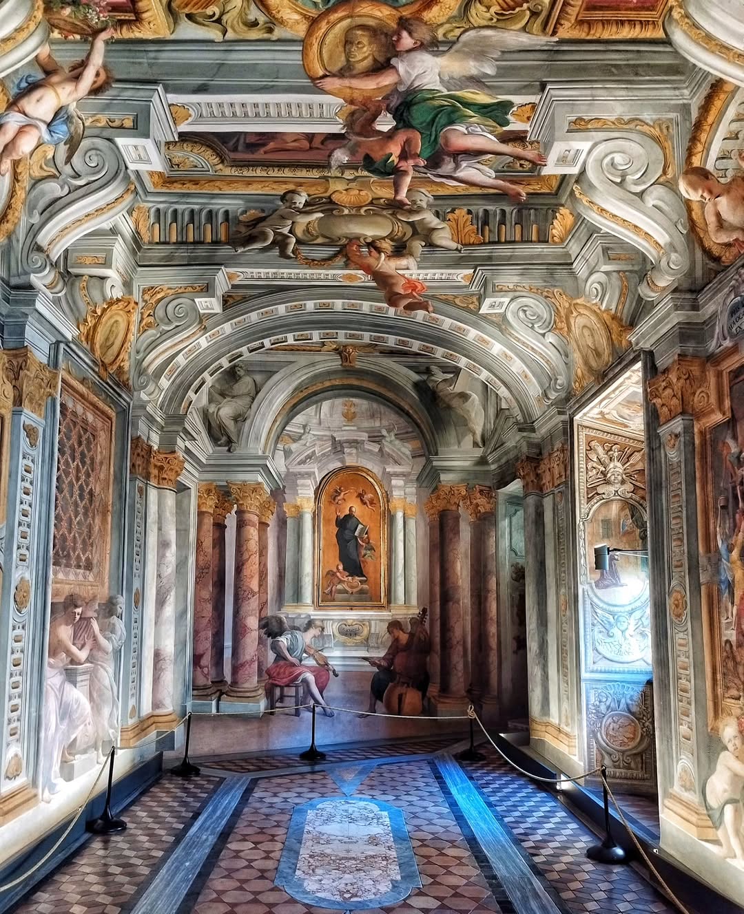 St. Ignatius' Rooms and Pozzo's Illusionistic Corridor