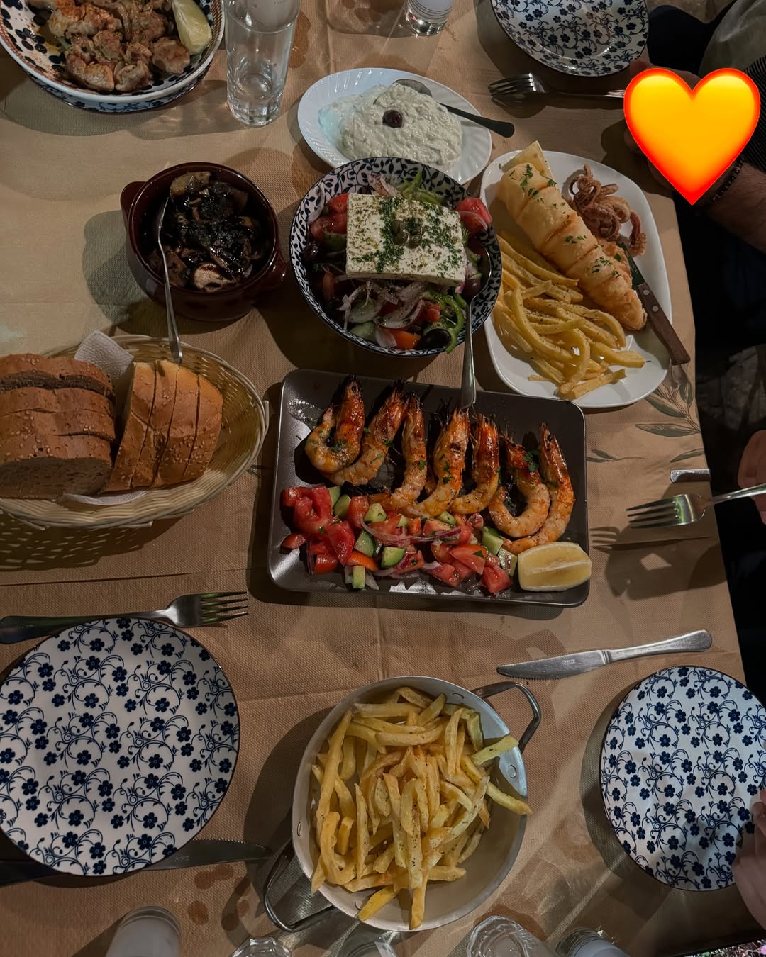 Akamatra Taverna's Delicious Food and Value