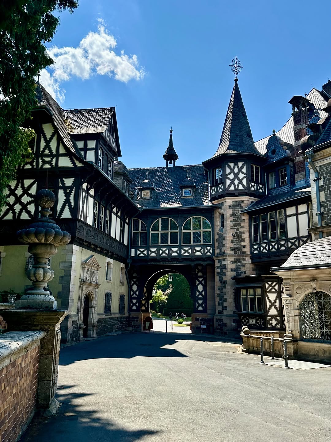 Rauischholzhausen Castle Park and University Facility