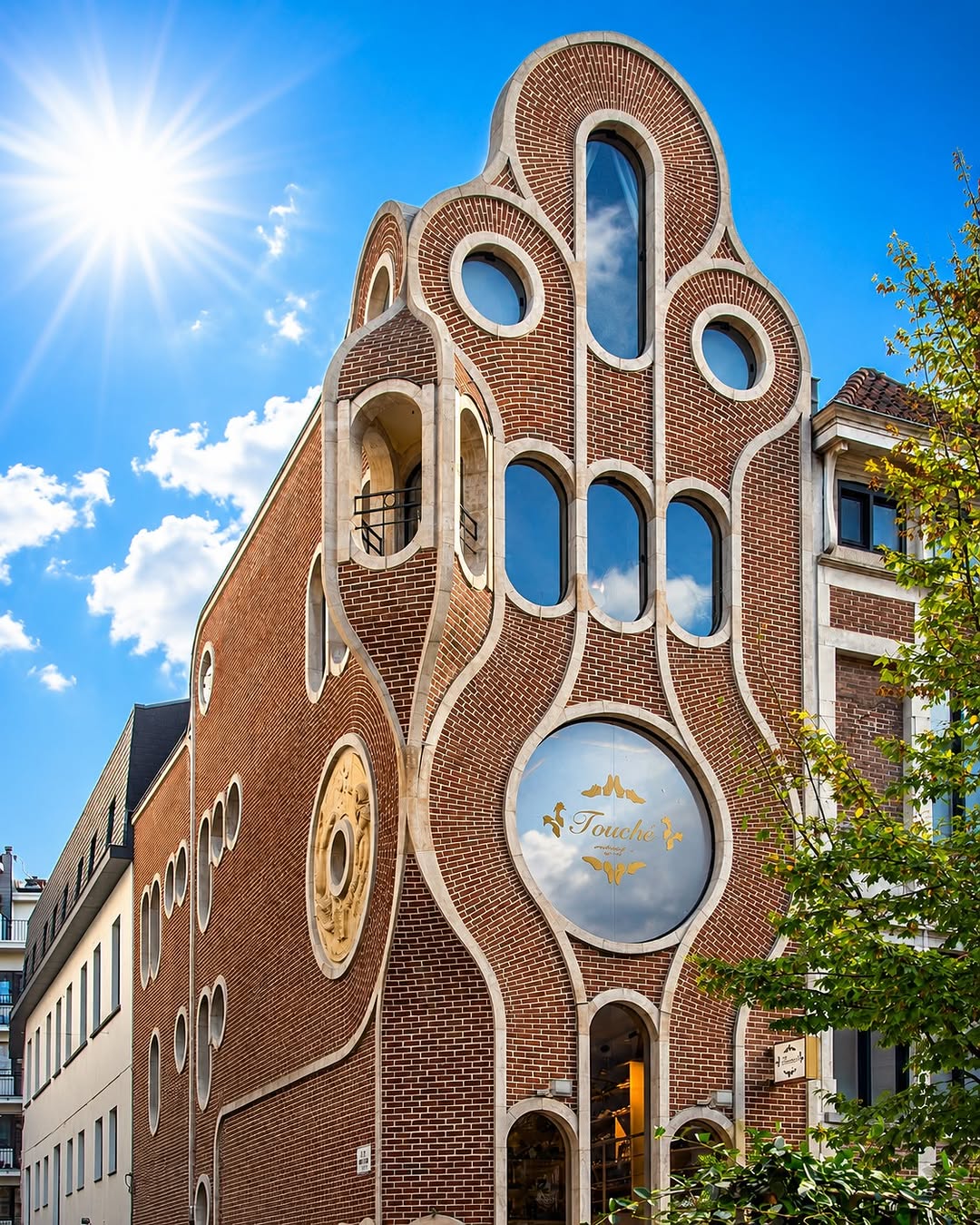 Maison Touché: Gand's Sculptural Architectural Masterpiece