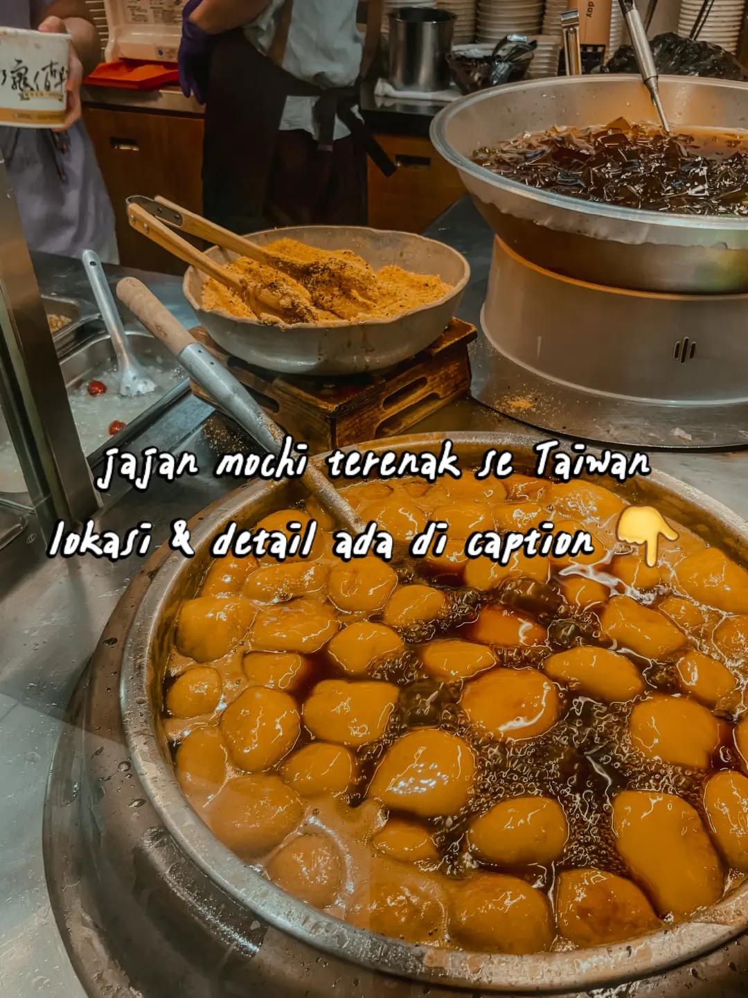 Taiwanese Dessert Shop Near Shipai MRT Station