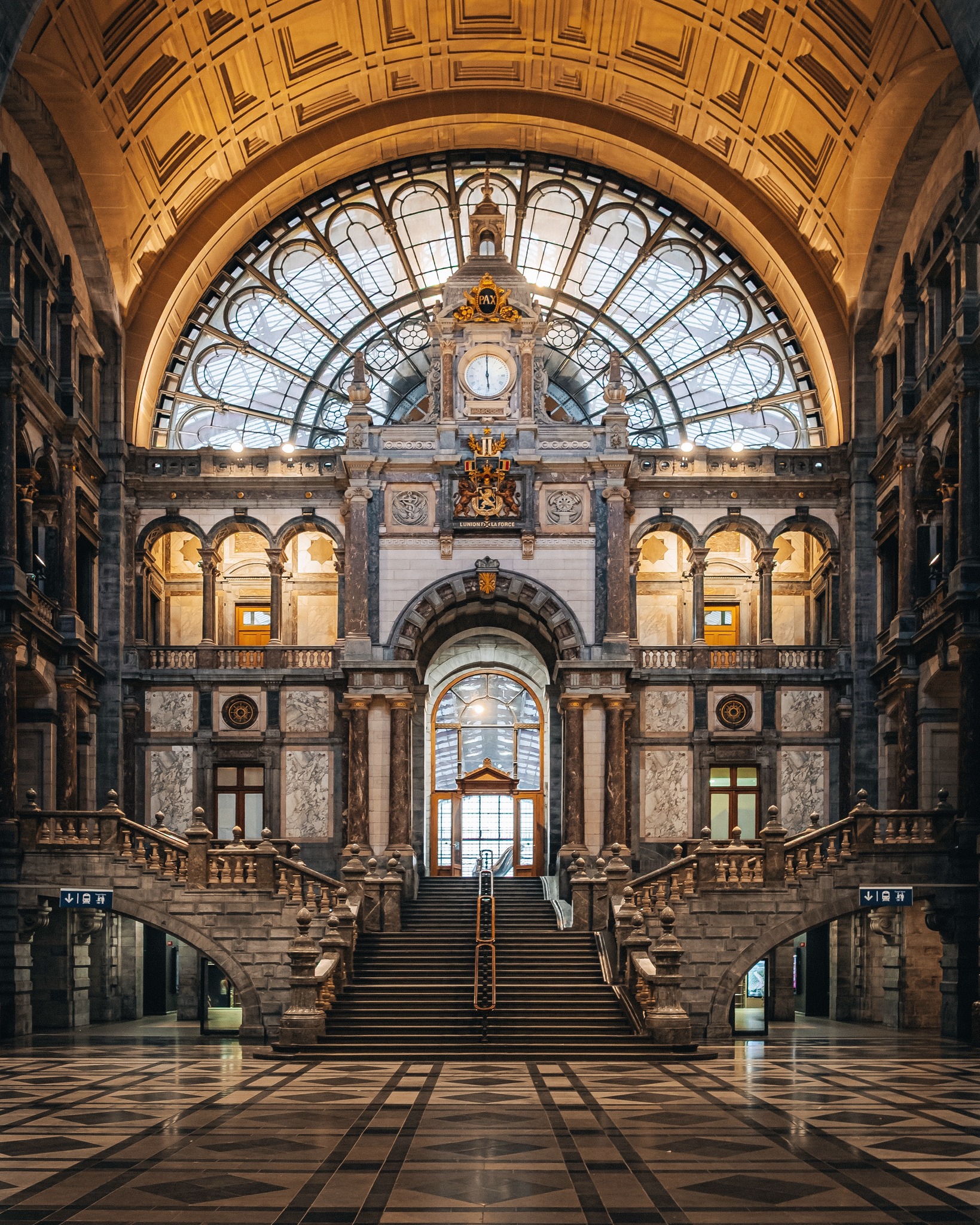 Antwerpen-Centraal Station: A Grand Railway Palace