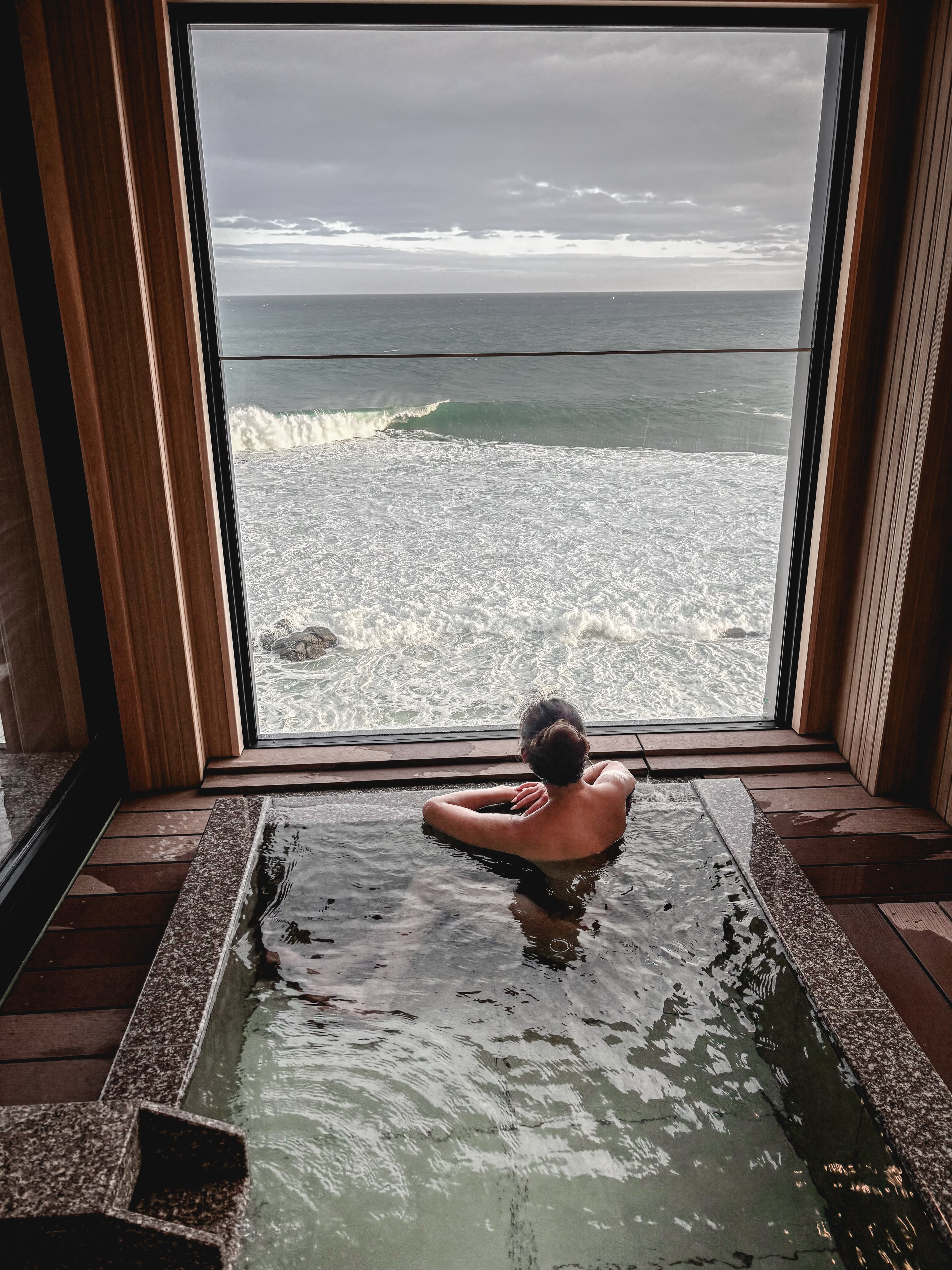 Izu Inatori Onsen: Ocean Views From Tranquil Hot Springs