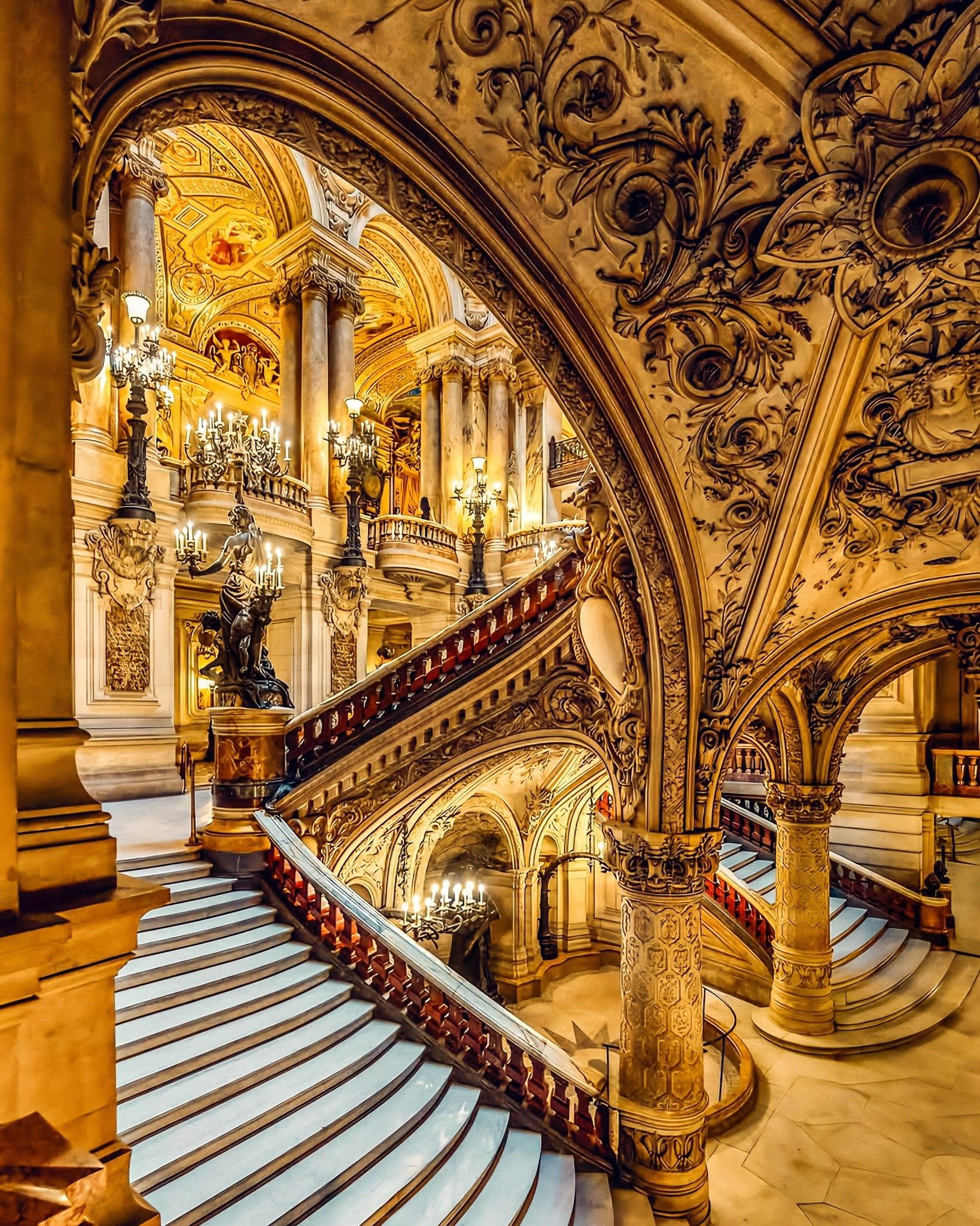 Palais Garnier: A Hauntingly Beautiful Memory Machine