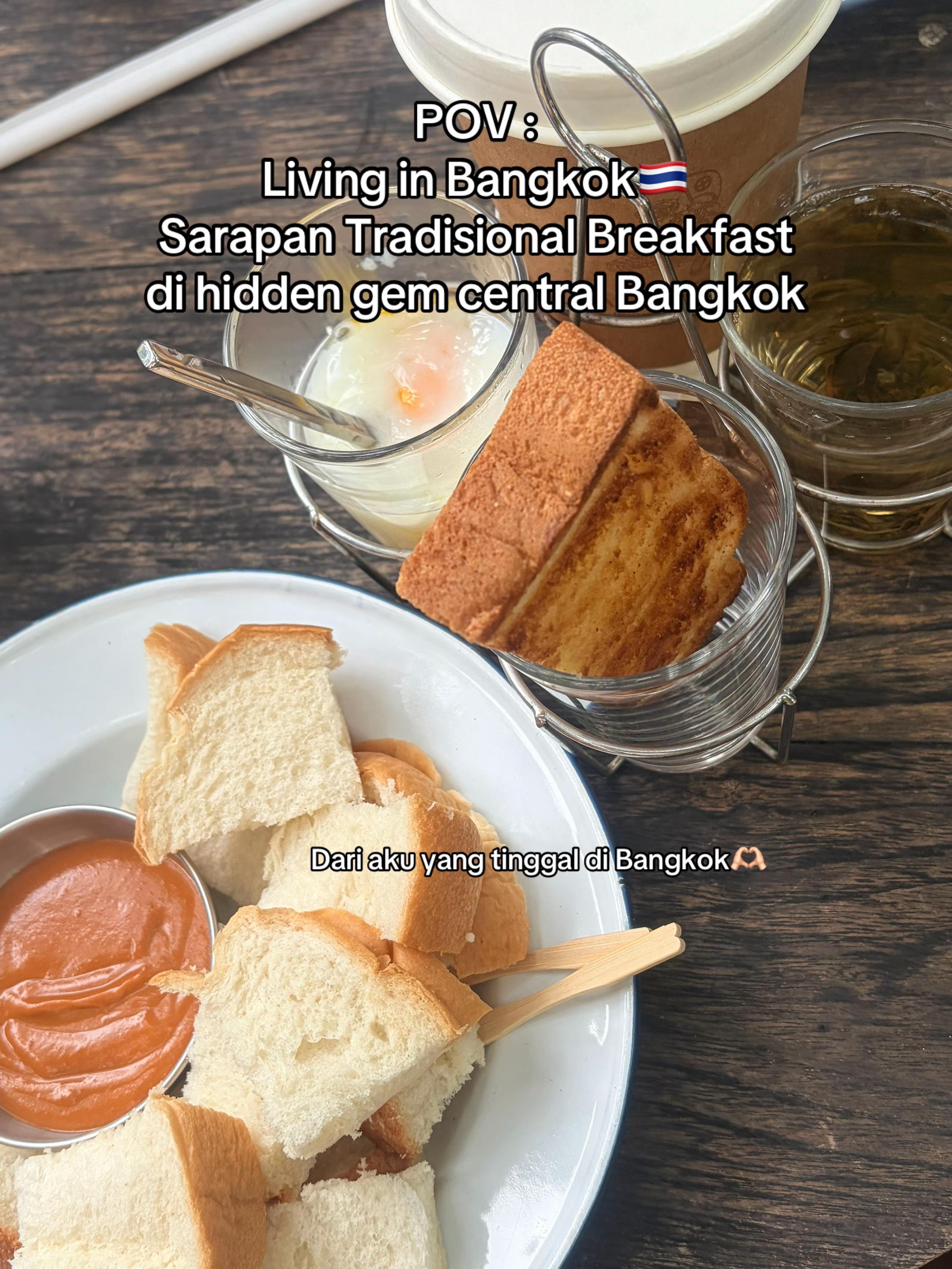 Bangkok Cafes With Traditional Thai Breakfast
