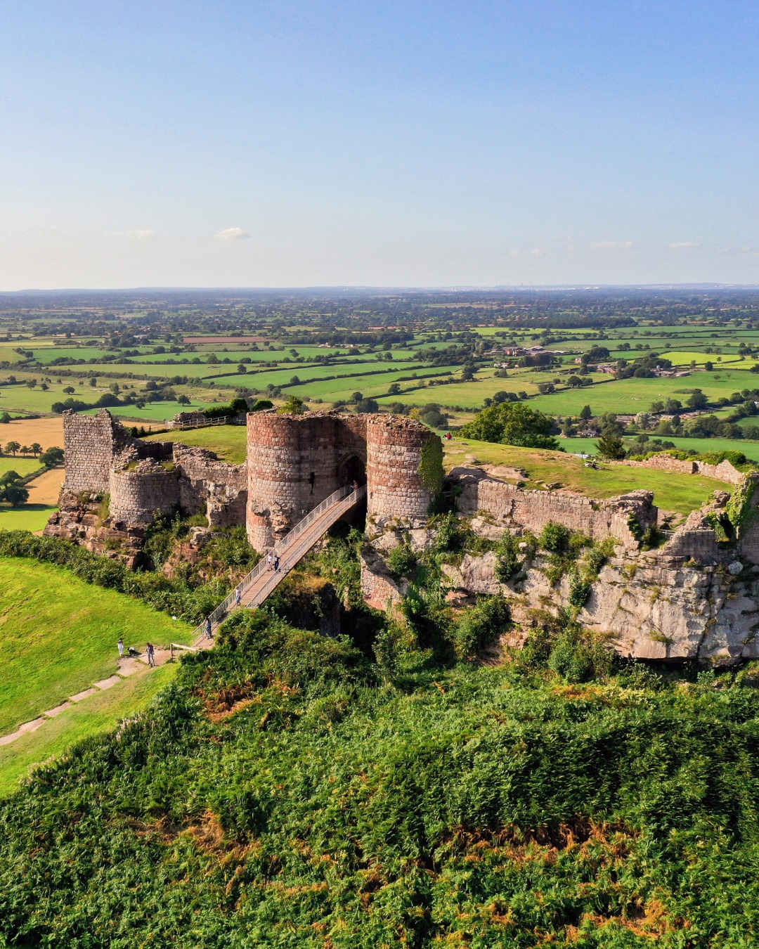 Dramatic Castle Ruins Of Beeston Castle