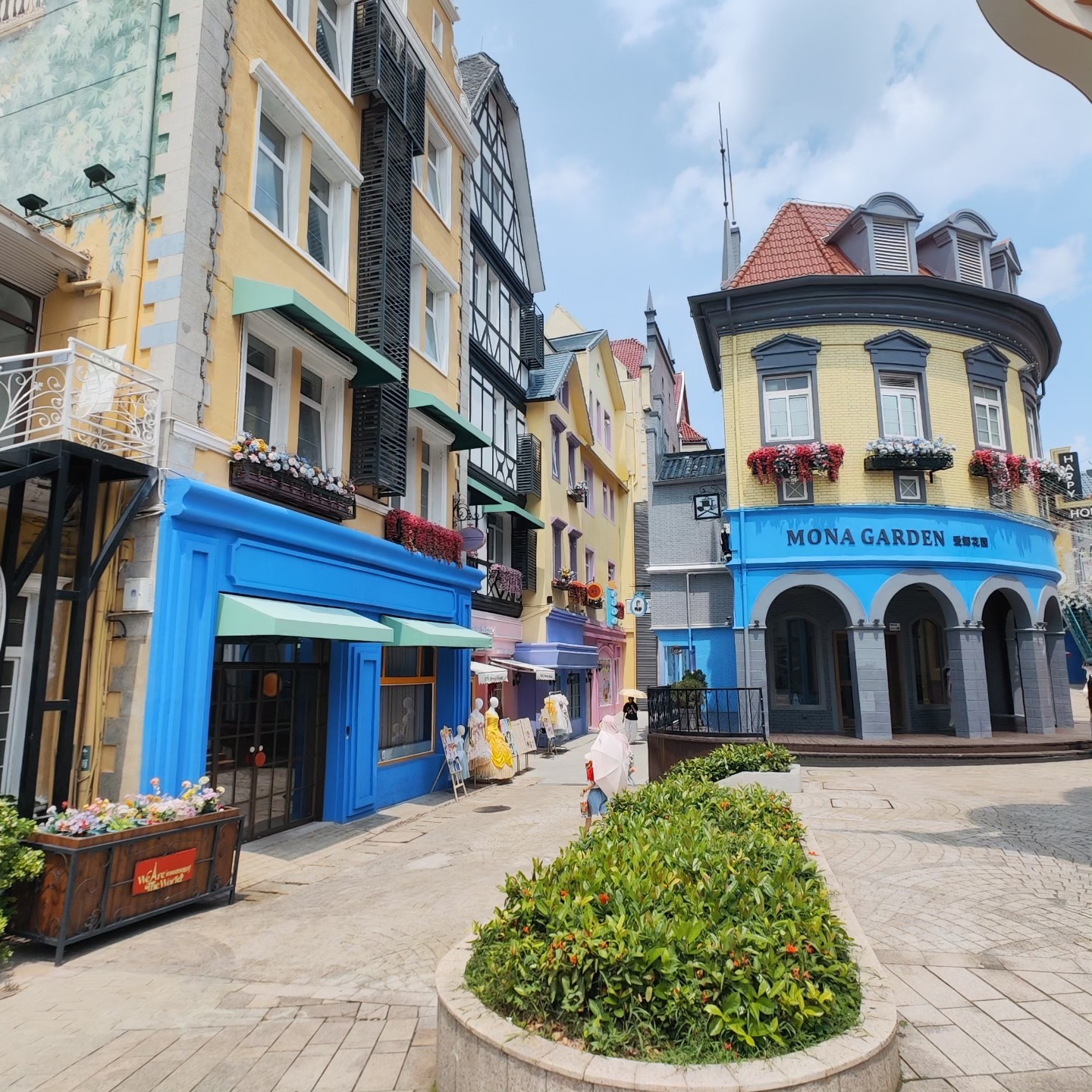 European-Themed Attractions in Shenzhen