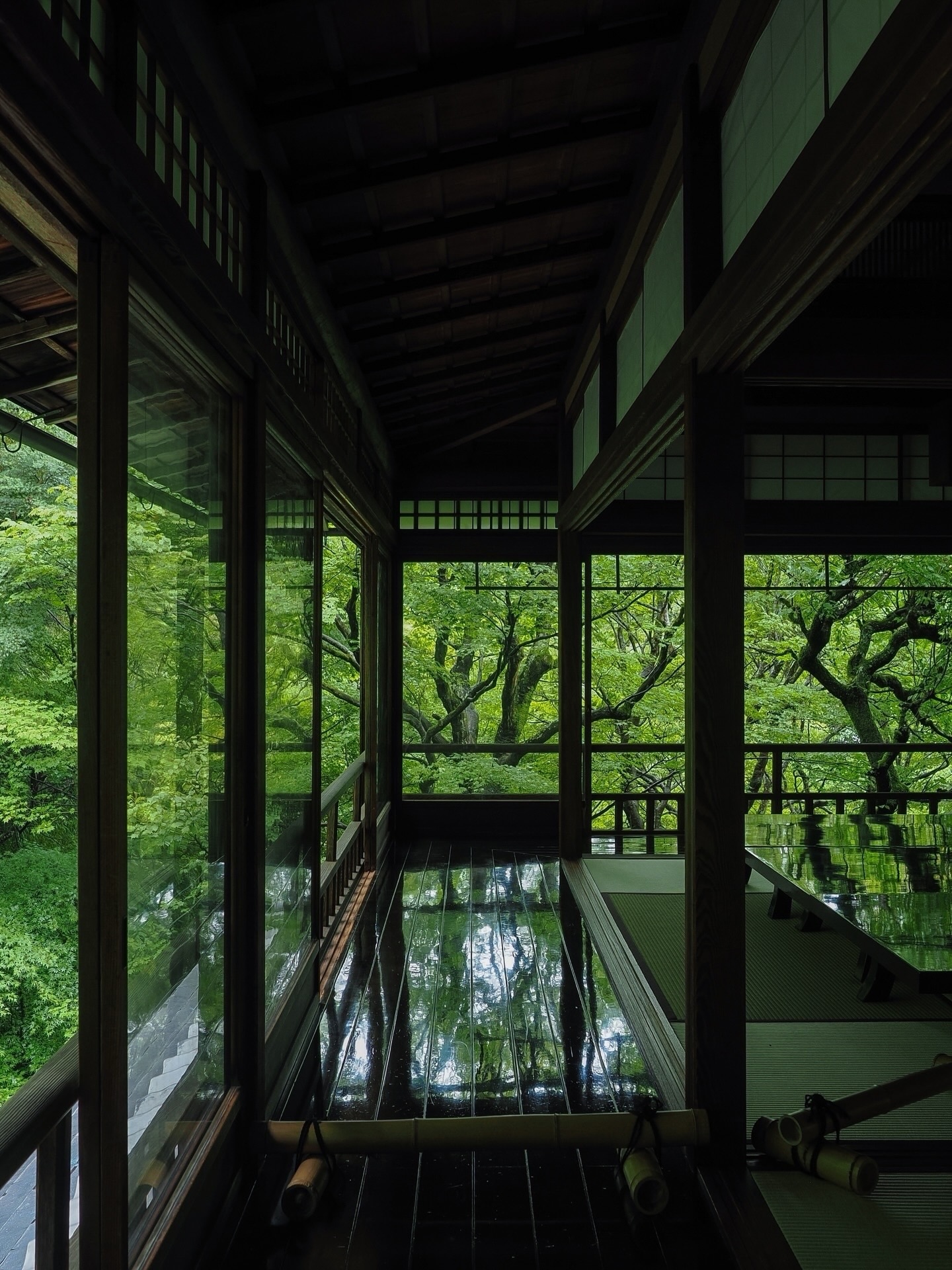 Temples and Shrines with Contemplative Beauty