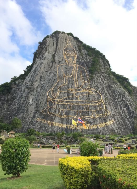 Khao Chi Chan Temple