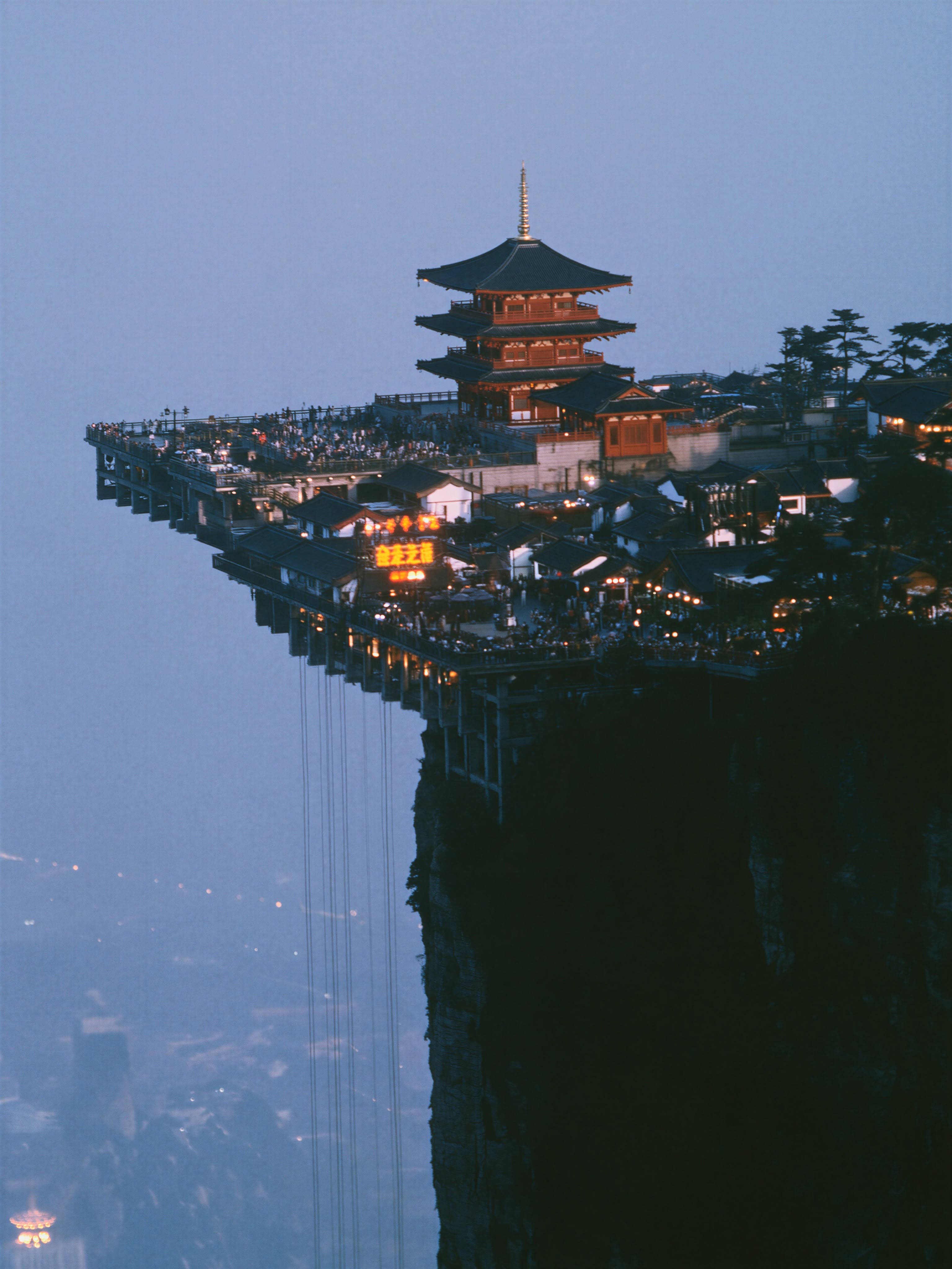 China's Iconic Architectural Marvels and Landscapes